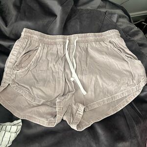 Billabong tan shorts size medium